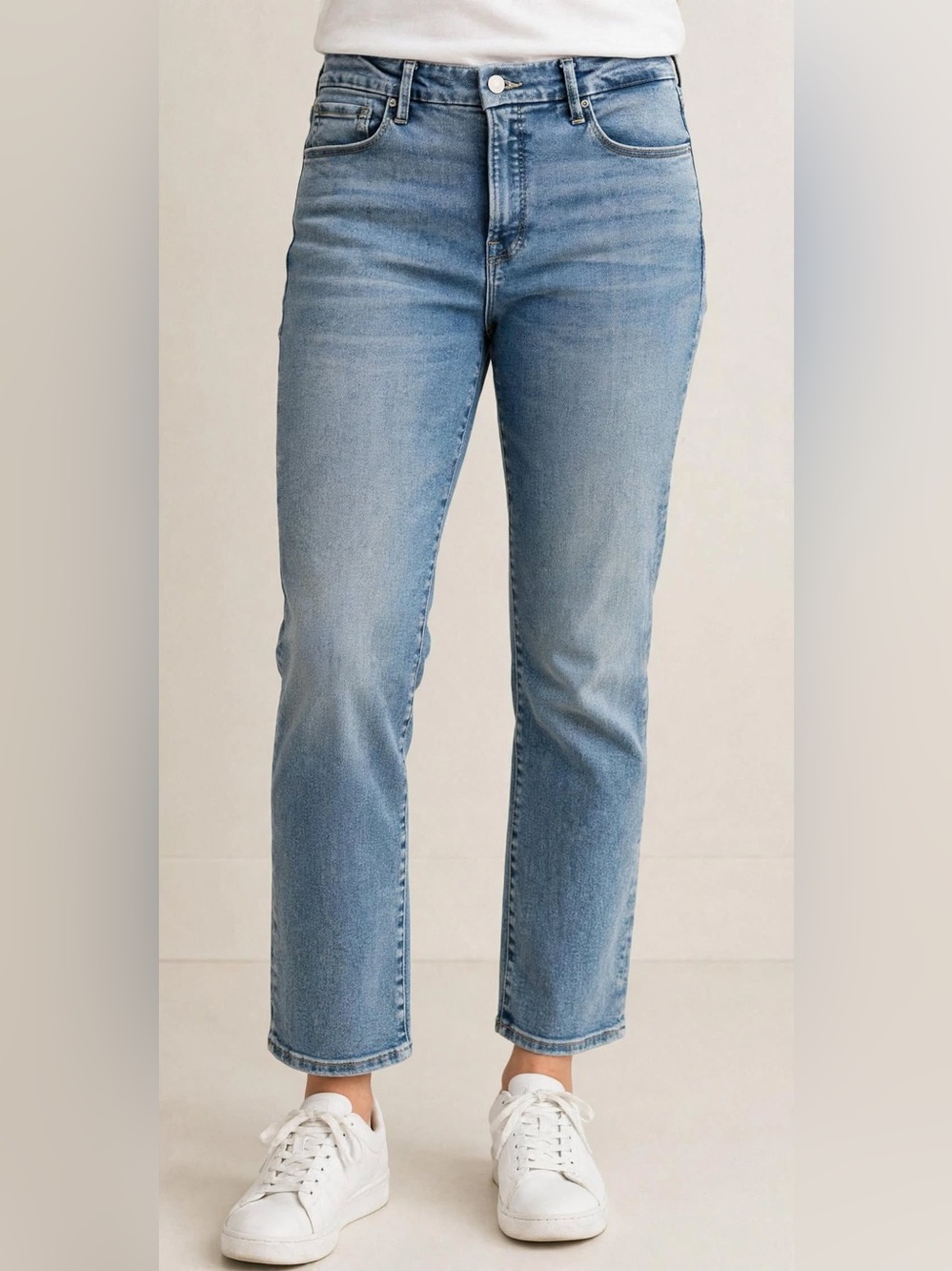 Good American Women’s Blue Washed Slim Straight Jeans